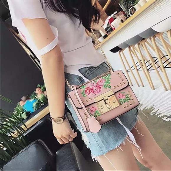 Embroidered Crossbody Bag🚨Last One🚨 - Picture 2 of 6